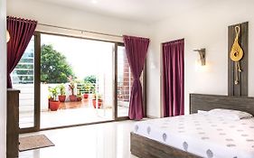 Green Roof - Family Room